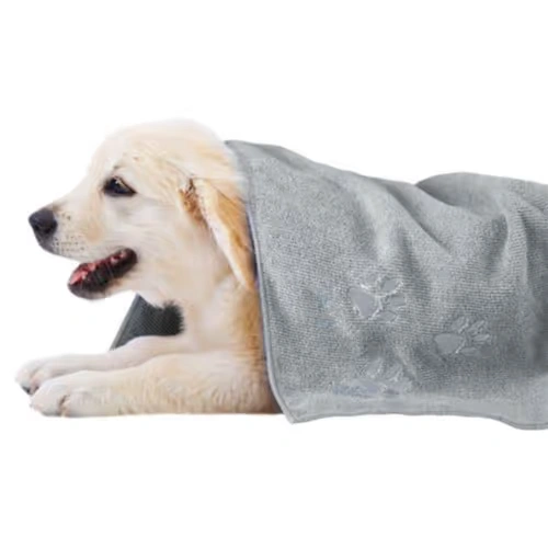 serviette-microfibre-super-absorbante-grise-50-x-80-cm-pour-chien.webp
