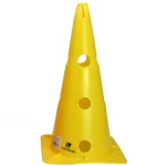 Pachołek treningowy z otworami 38 cm żółty